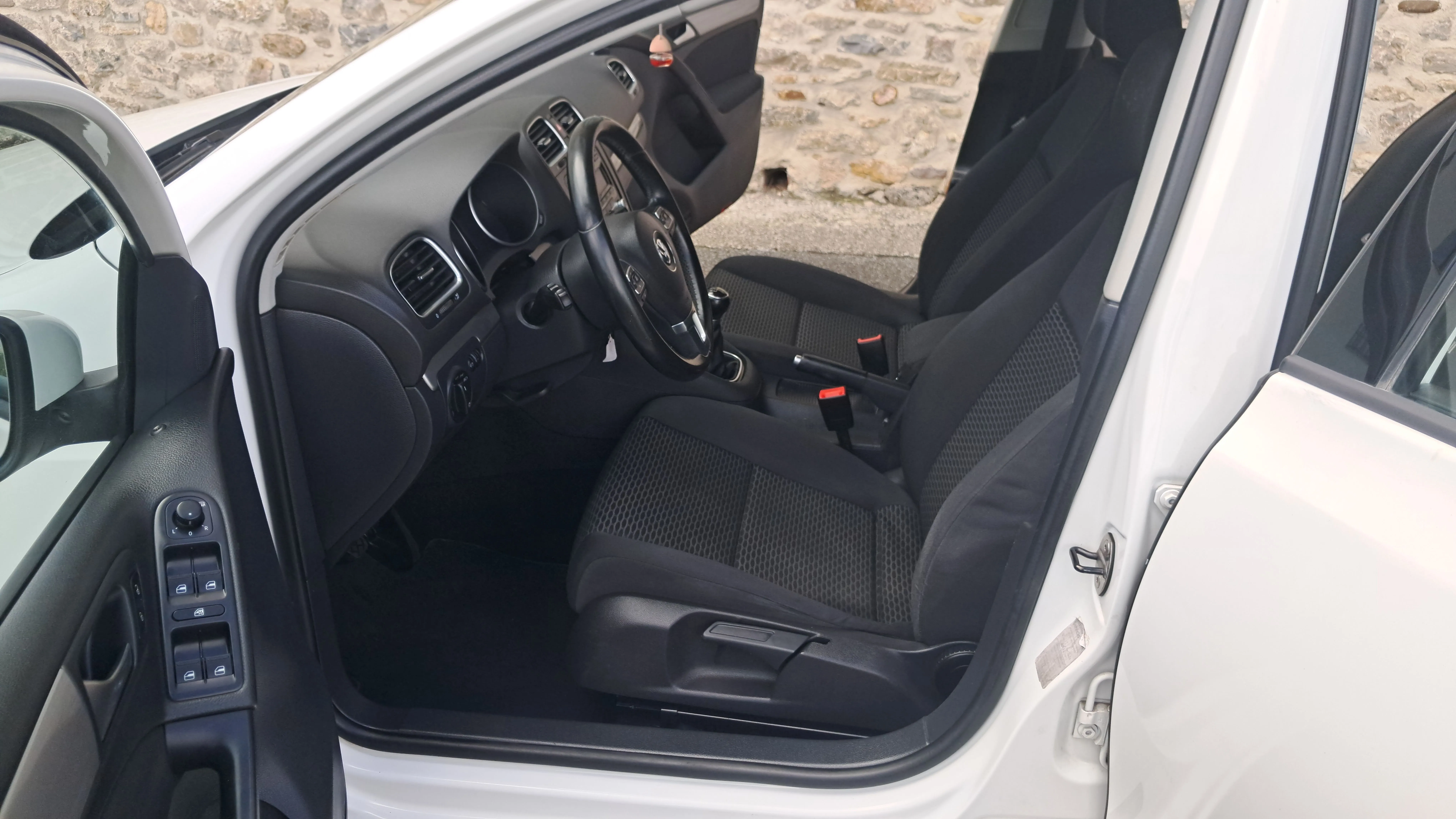 Volkswagen Golf 1.6 TDI 105cv 