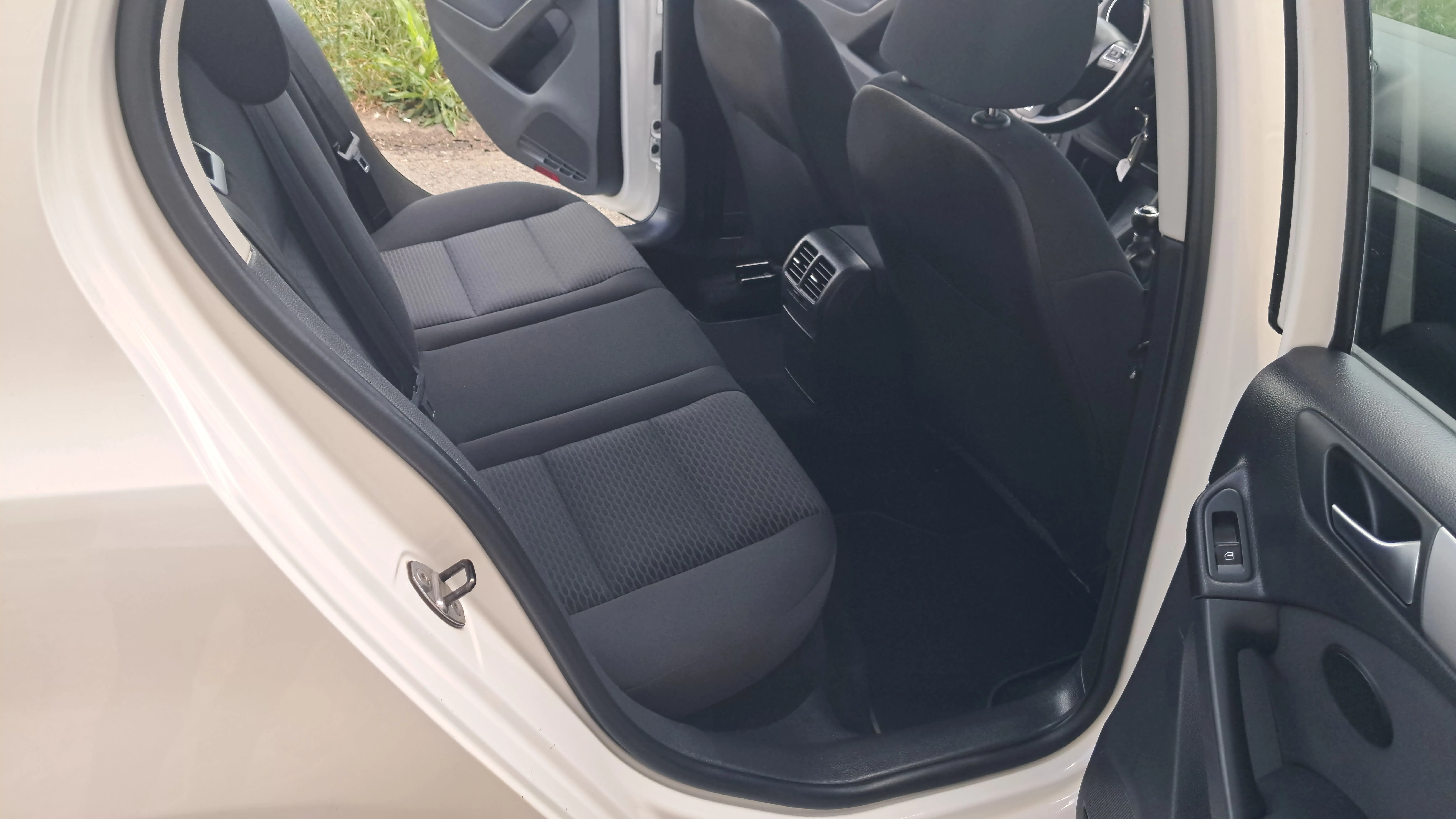 Volkswagen Golf 1.6 TDI 105cv 