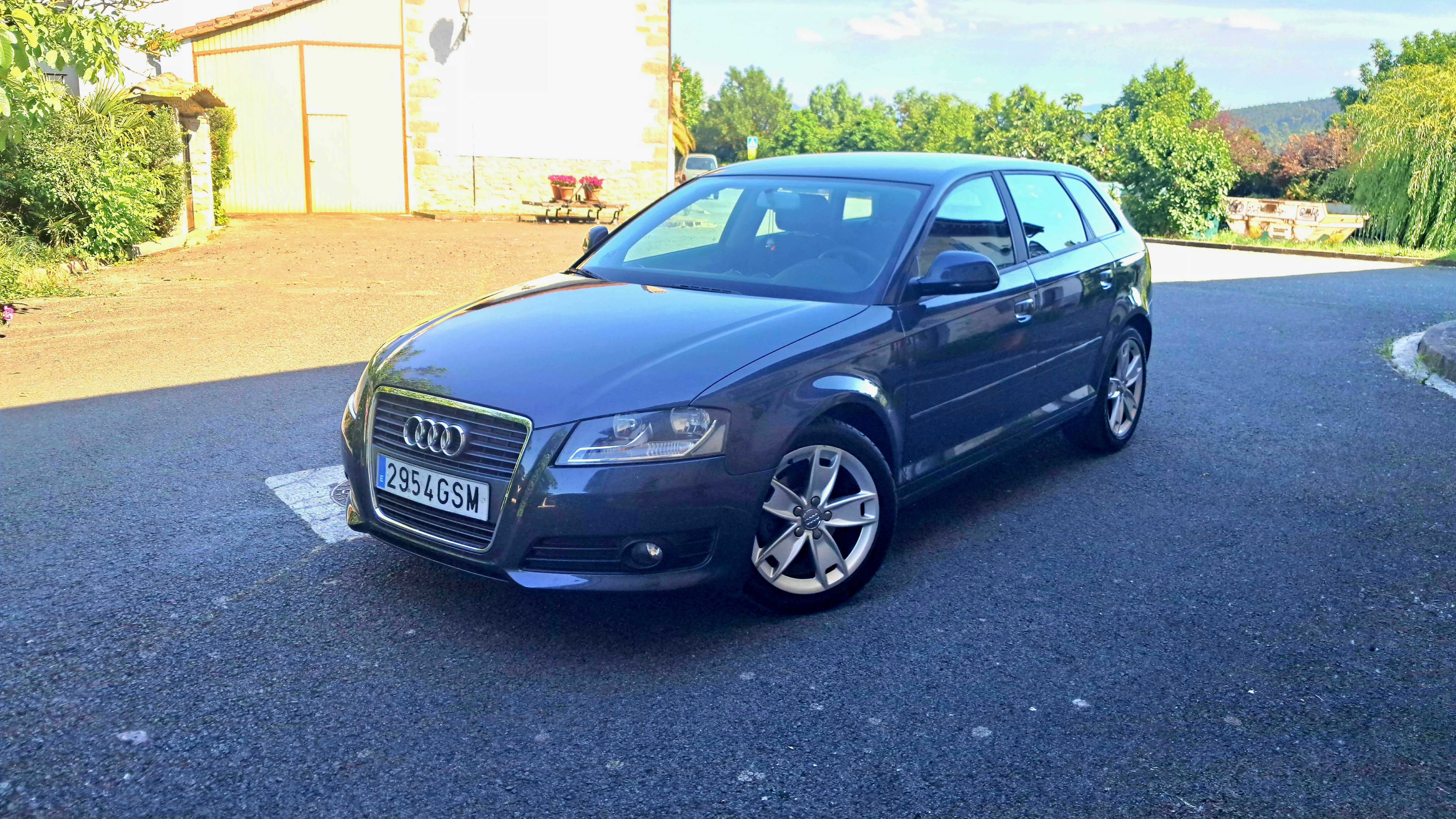 Audi A3Sportback 1.6 TDI 105cv